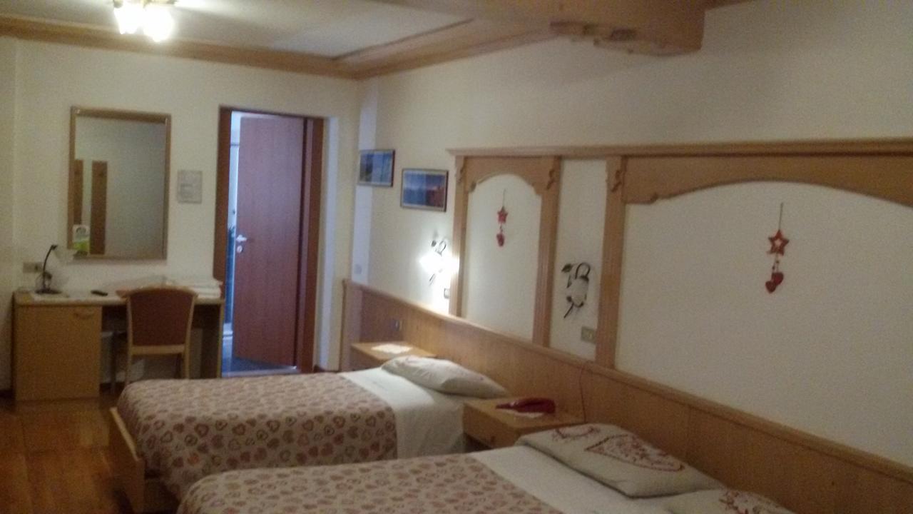 Hotel Edelweiss Val di Zoldo Eksteriør bilde